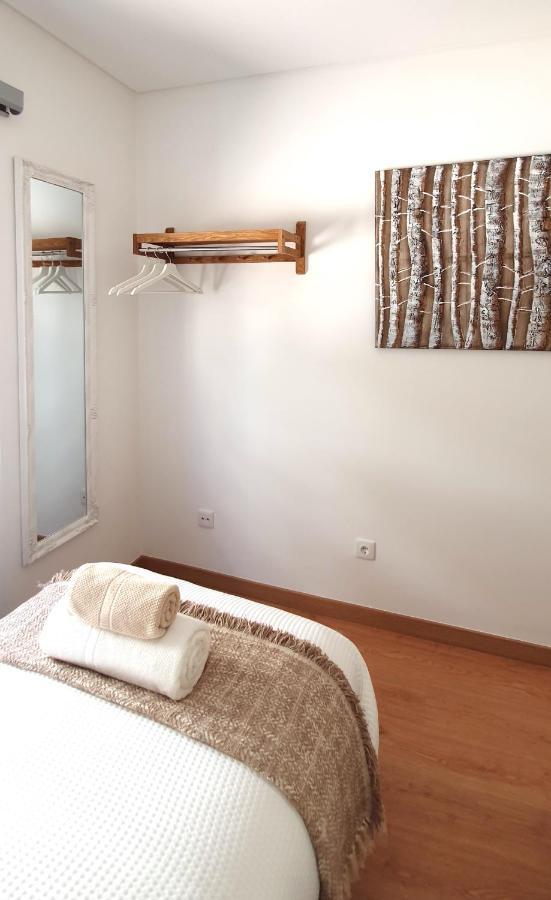 Afonso Galo Guest Apartments I Almada Kültér fotó