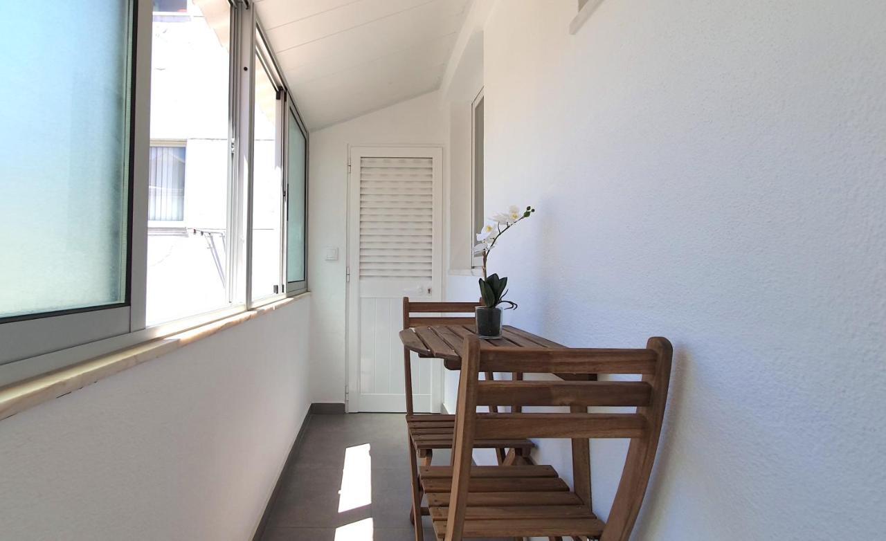 Afonso Galo Guest Apartments I Almada Kültér fotó